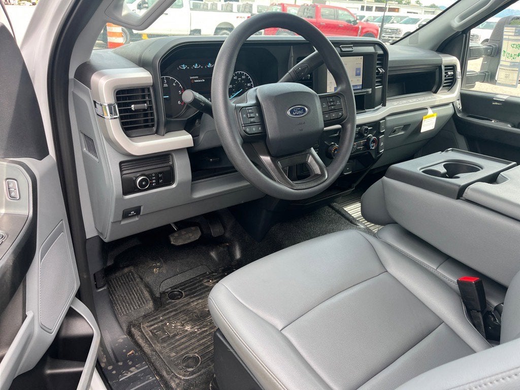 2025 Ford Super Duty F-350 DRW XL DRW