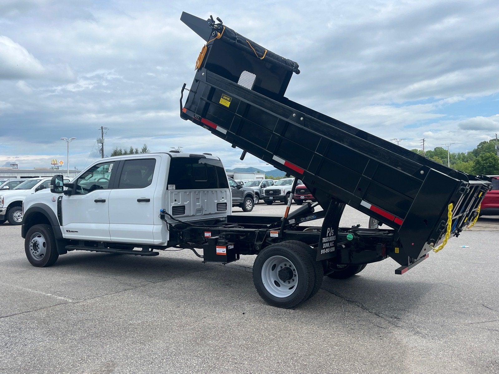 2026 Ford Super Duty F-550 DRW DRW