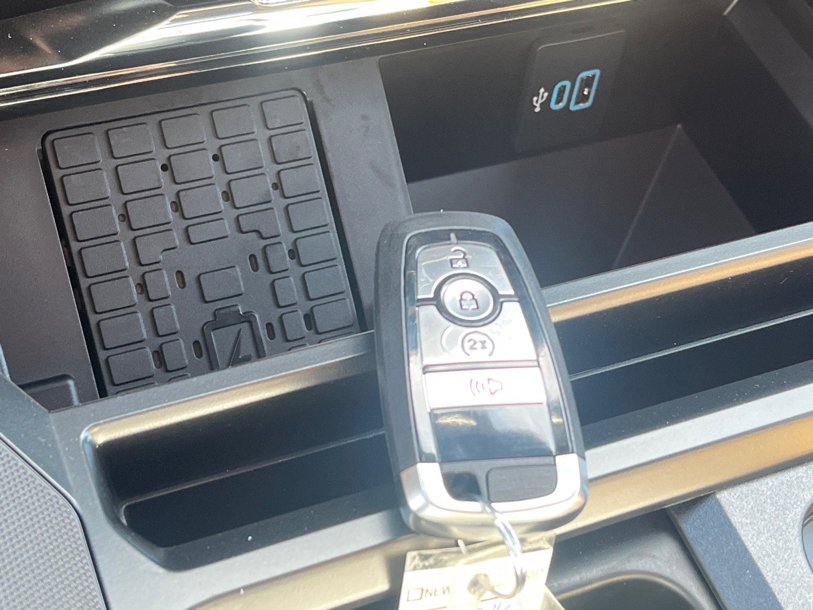 2026 Ford Super Duty F-550 DRW Lariat DRW