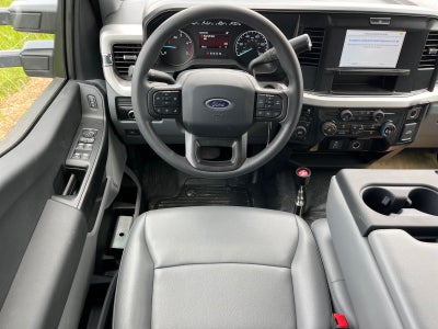 2026 Ford Super Duty F-550 DRW XL