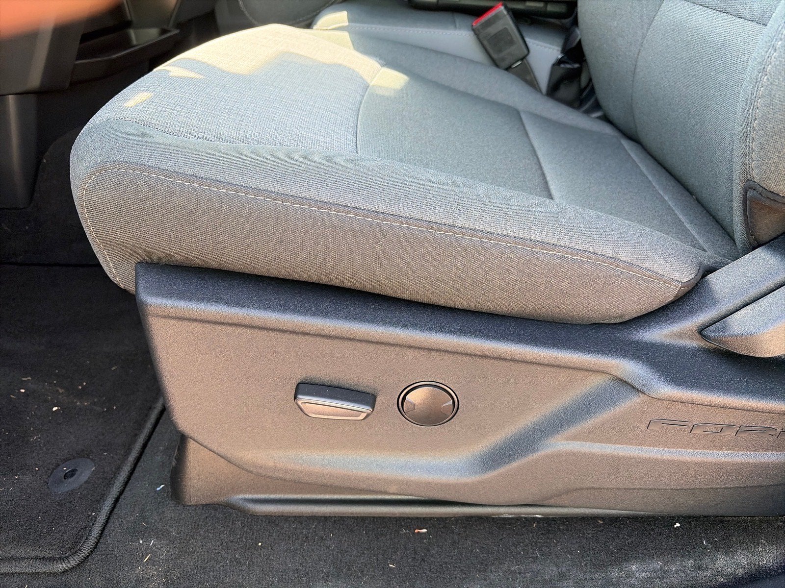 2025 Ford Super Duty F-550 DRW XL
