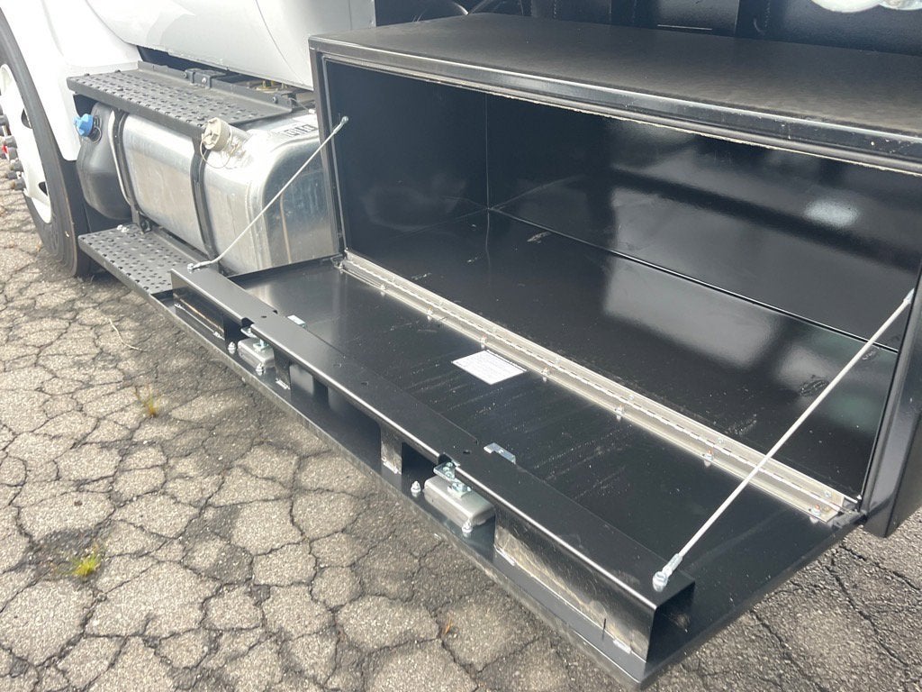 2026 Ford F-750SD Base