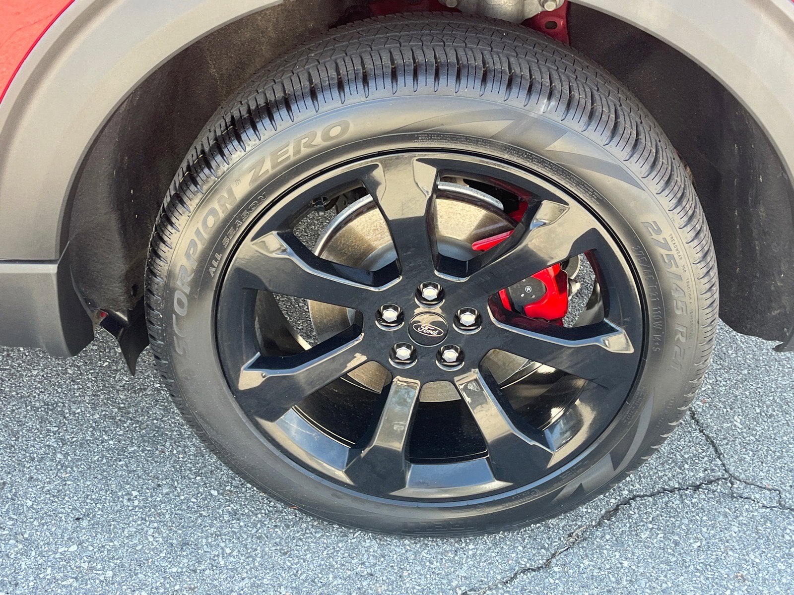 2022 Ford Explorer ST