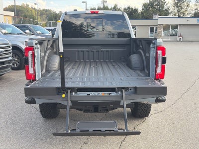 2027 Ford Super Duty F-250 SRW Platinum