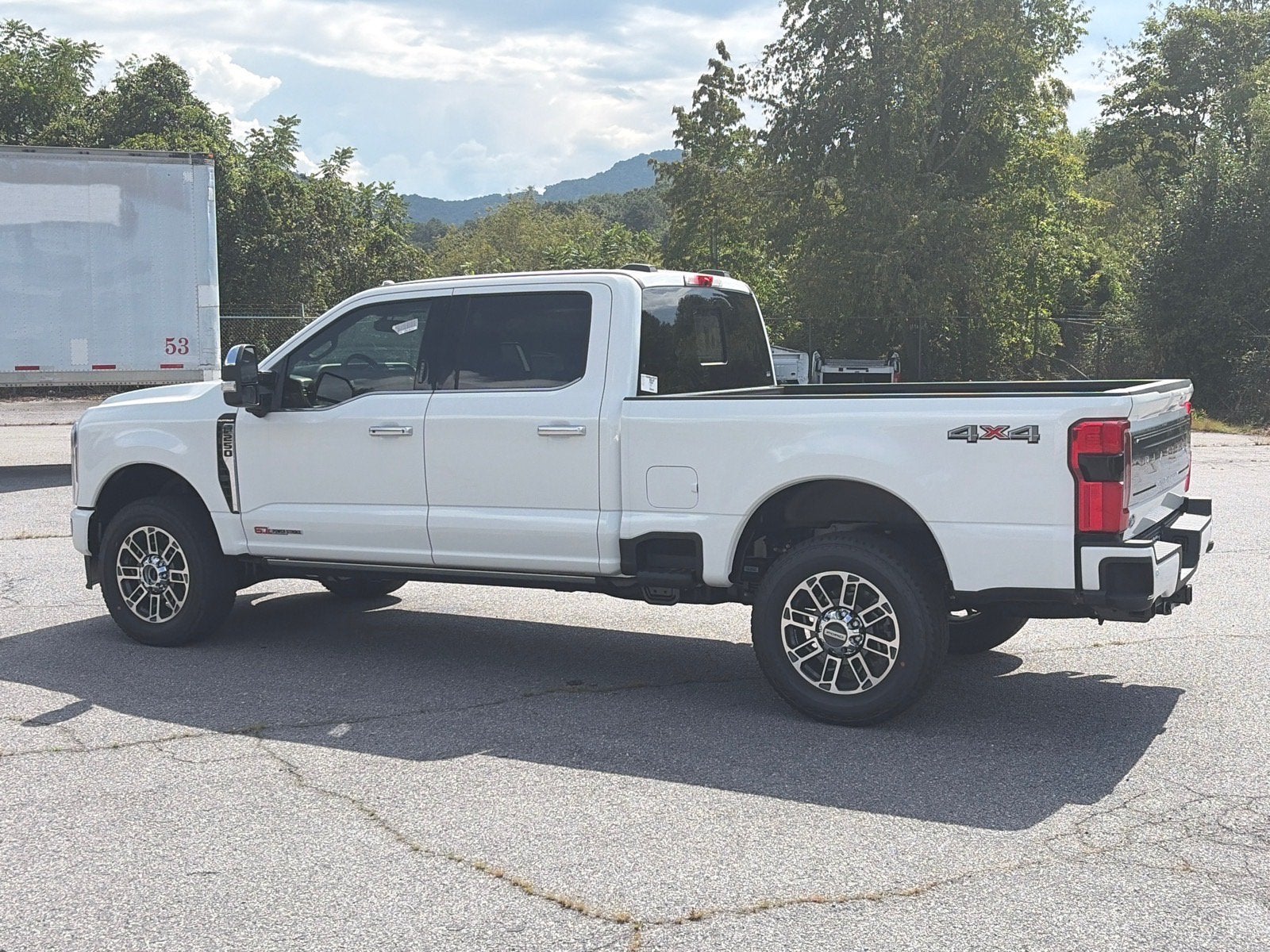 2026 Ford Super Duty F-250 SRW Platinum