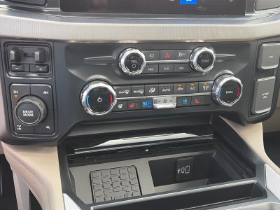2026 Ford Super Duty F-350 SRW Platinum