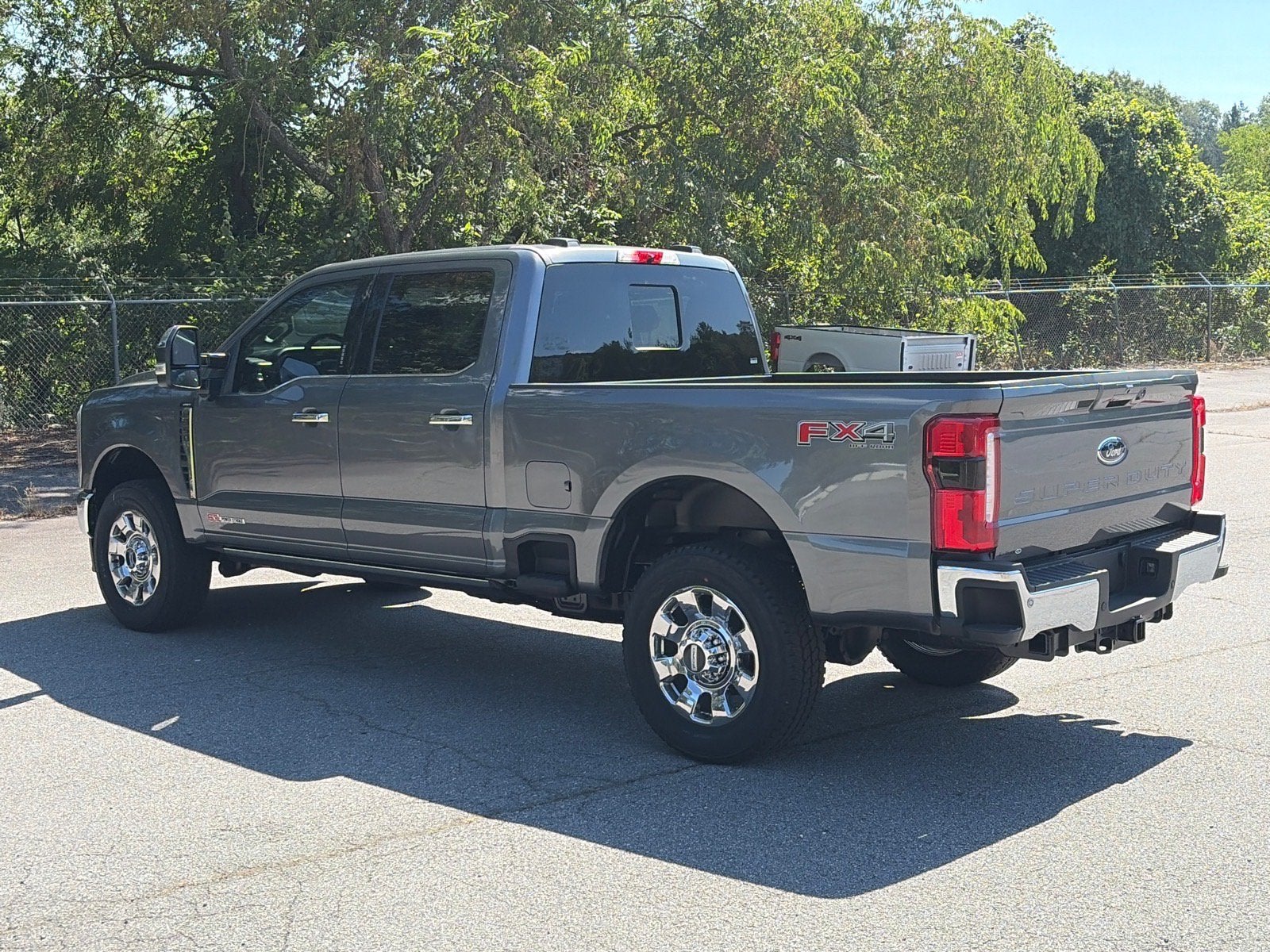 2026 Ford Super Duty F-350 SRW LARIAT