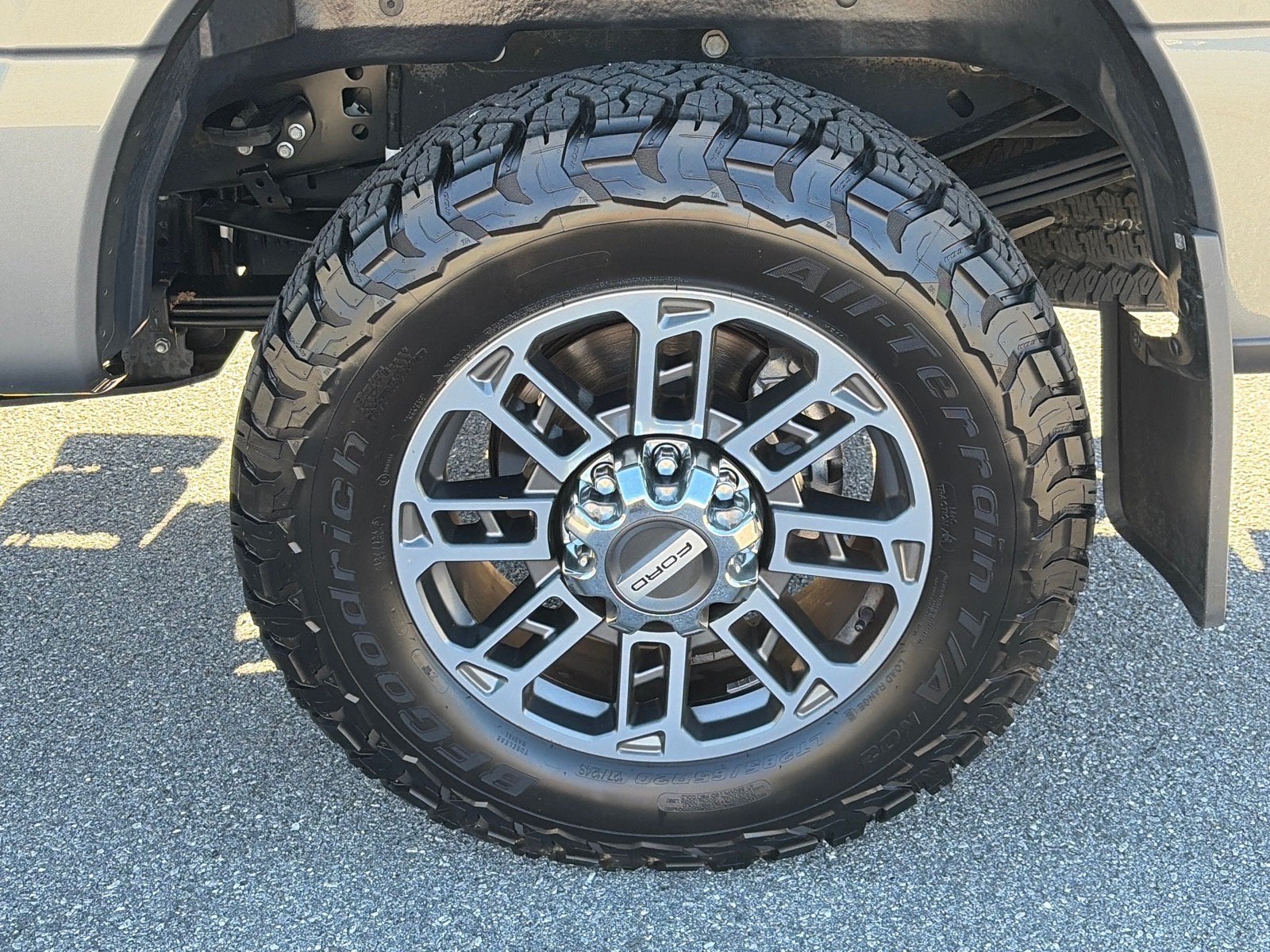 2025 Ford Super Duty F-350 SRW Platinum