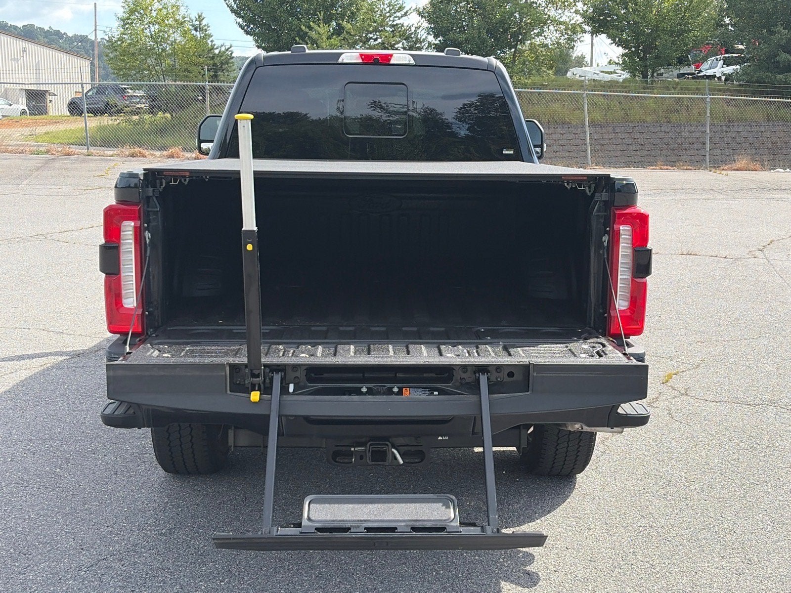 2025 Ford Super Duty F-350 SRW LARIAT