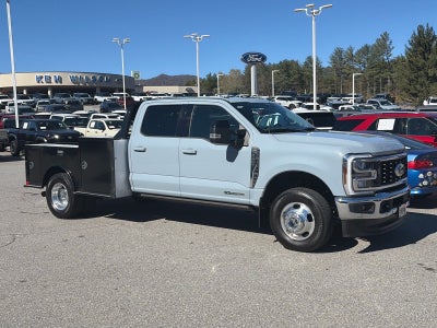 2024 Ford Super Duty F-350 DRW LARIAT