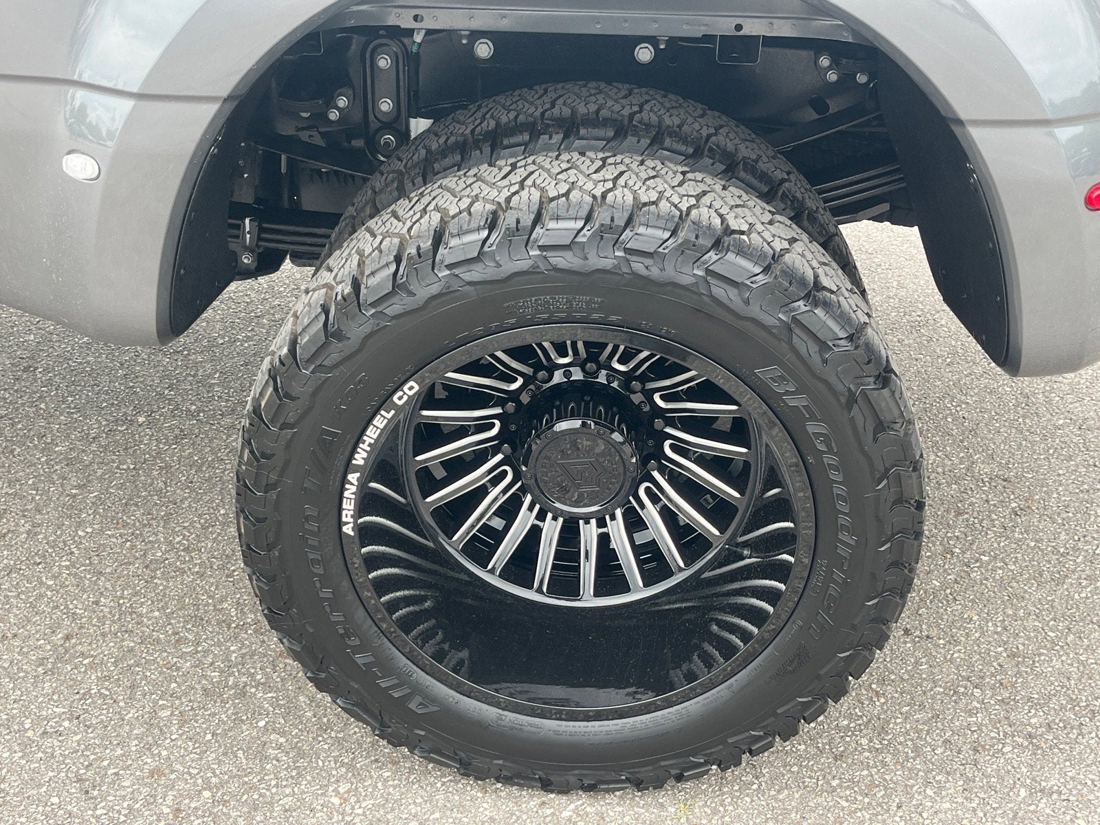 2025 Ford Super Duty F-450 DRW LARIAT