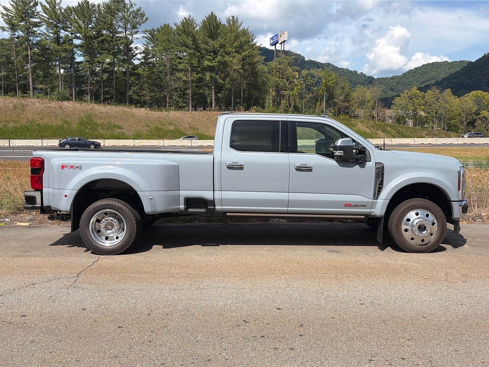 2026 Ford Super Duty F-450 DRW King Ranch DRW
