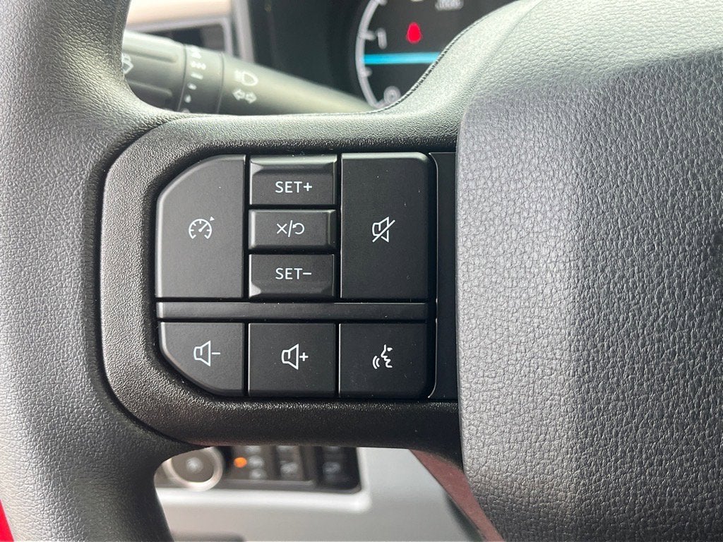 2026 Ford Super Duty F-350 SRW XLT