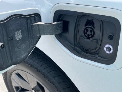 2024 Ford F-150 Lightning Flash