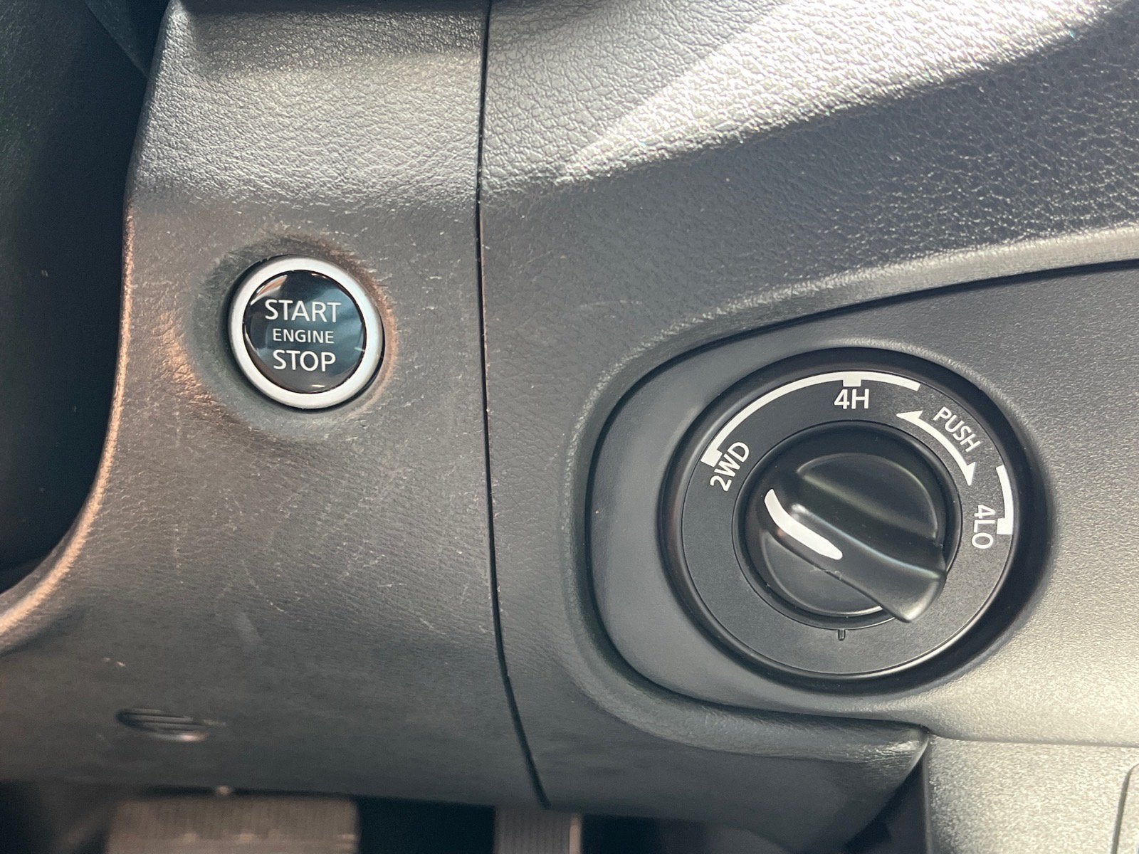 2023 Nissan Frontier S