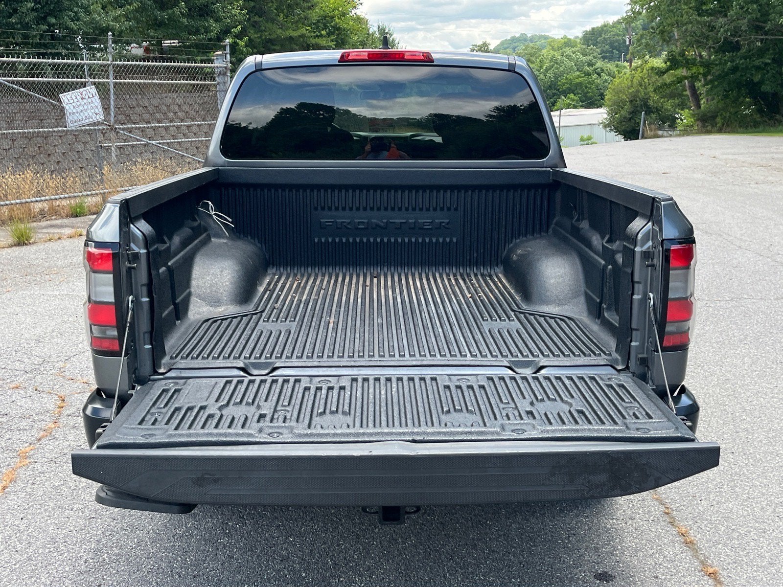 2023 Nissan Frontier S