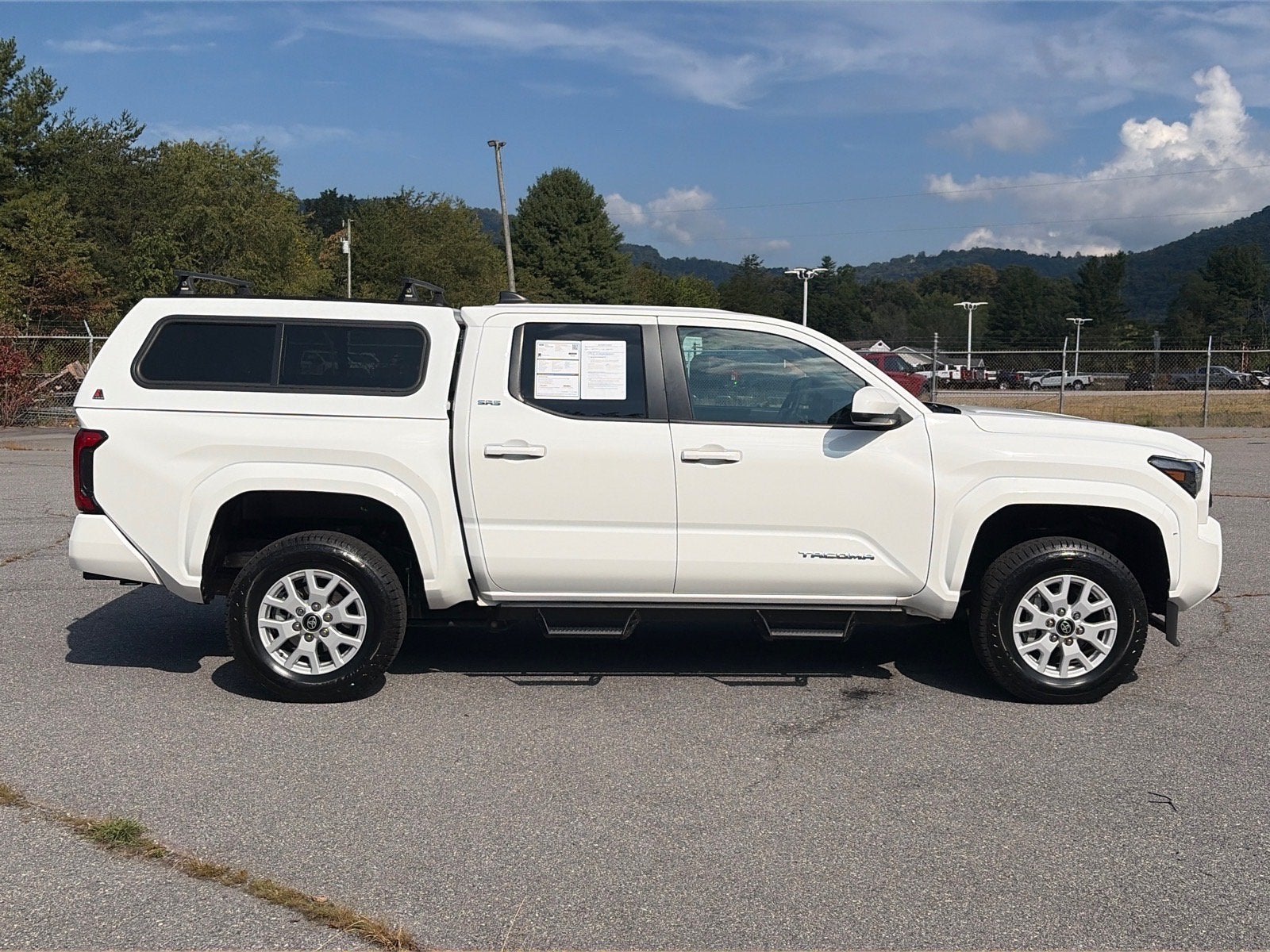 2024 Toyota Tacoma 4WD SR5