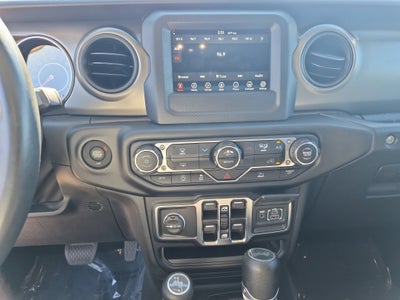 2022 Jeep Wrangler Unlimited Willys