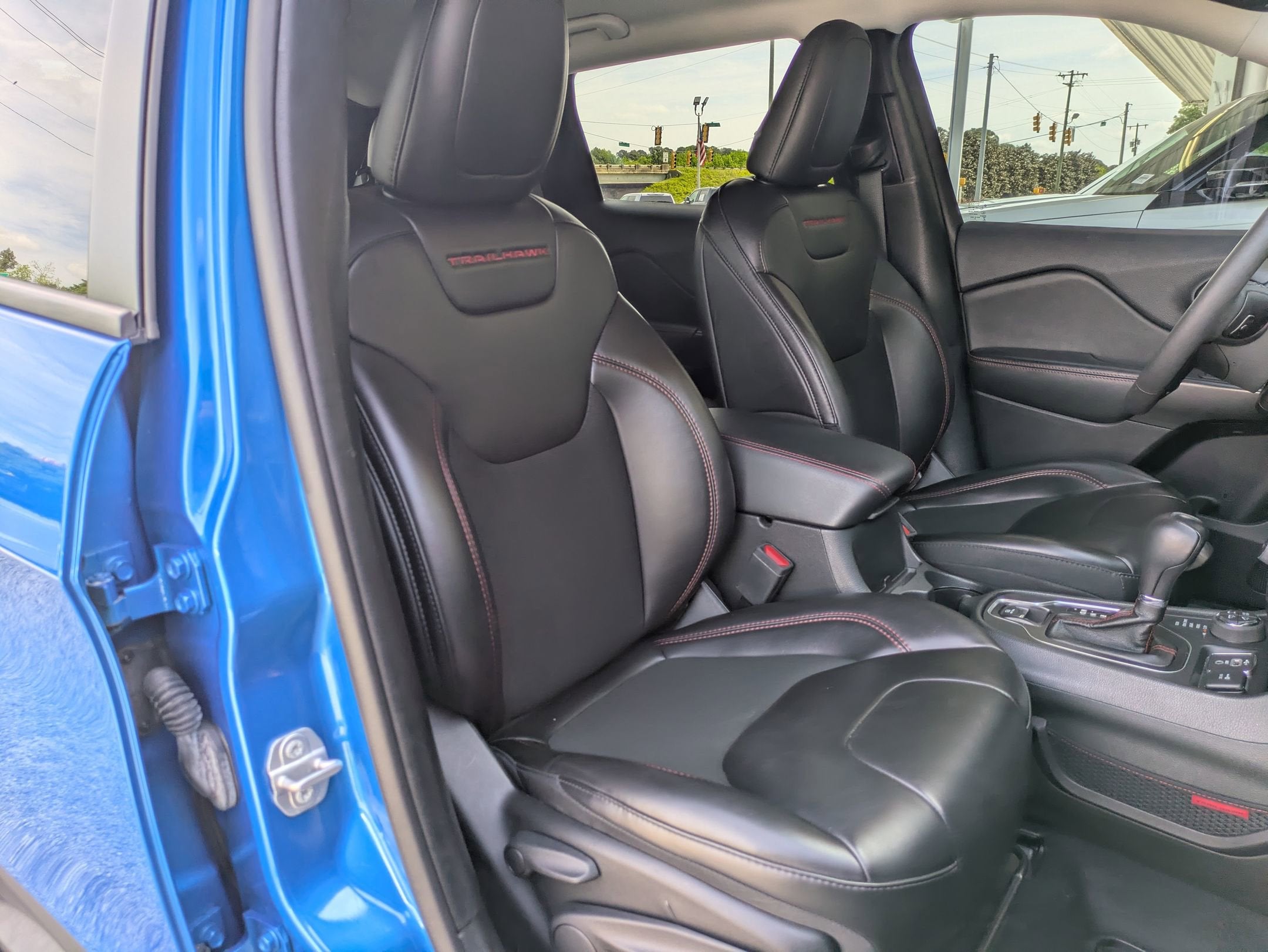 2022 Jeep Cherokee Trailhawk