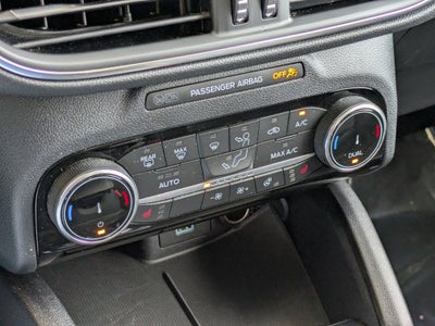 2022 Ford Escape Titanium Hybrid