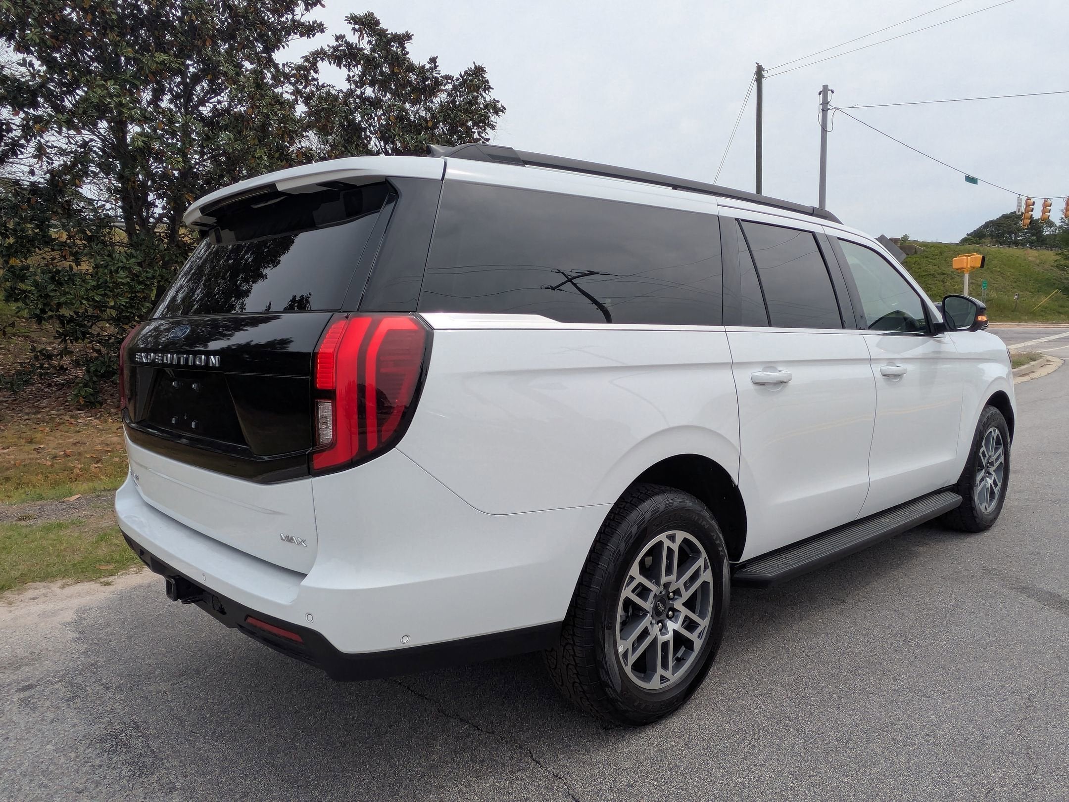 2025 Ford Expedition Max Active