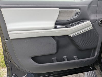 2025 Ford Expedition Platinum