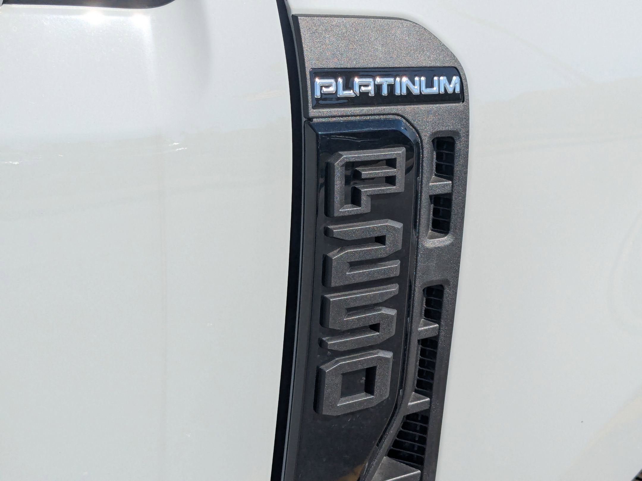 2025 Ford Super Duty F-250 SRW F-250® Platinum®