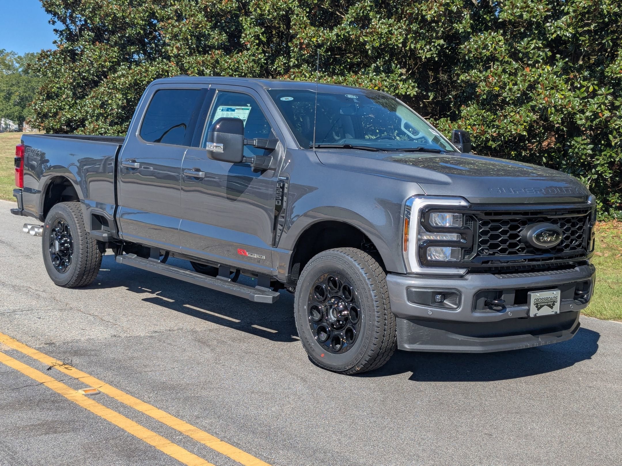 2025 Ford Super Duty F-250 SRW LARIAT