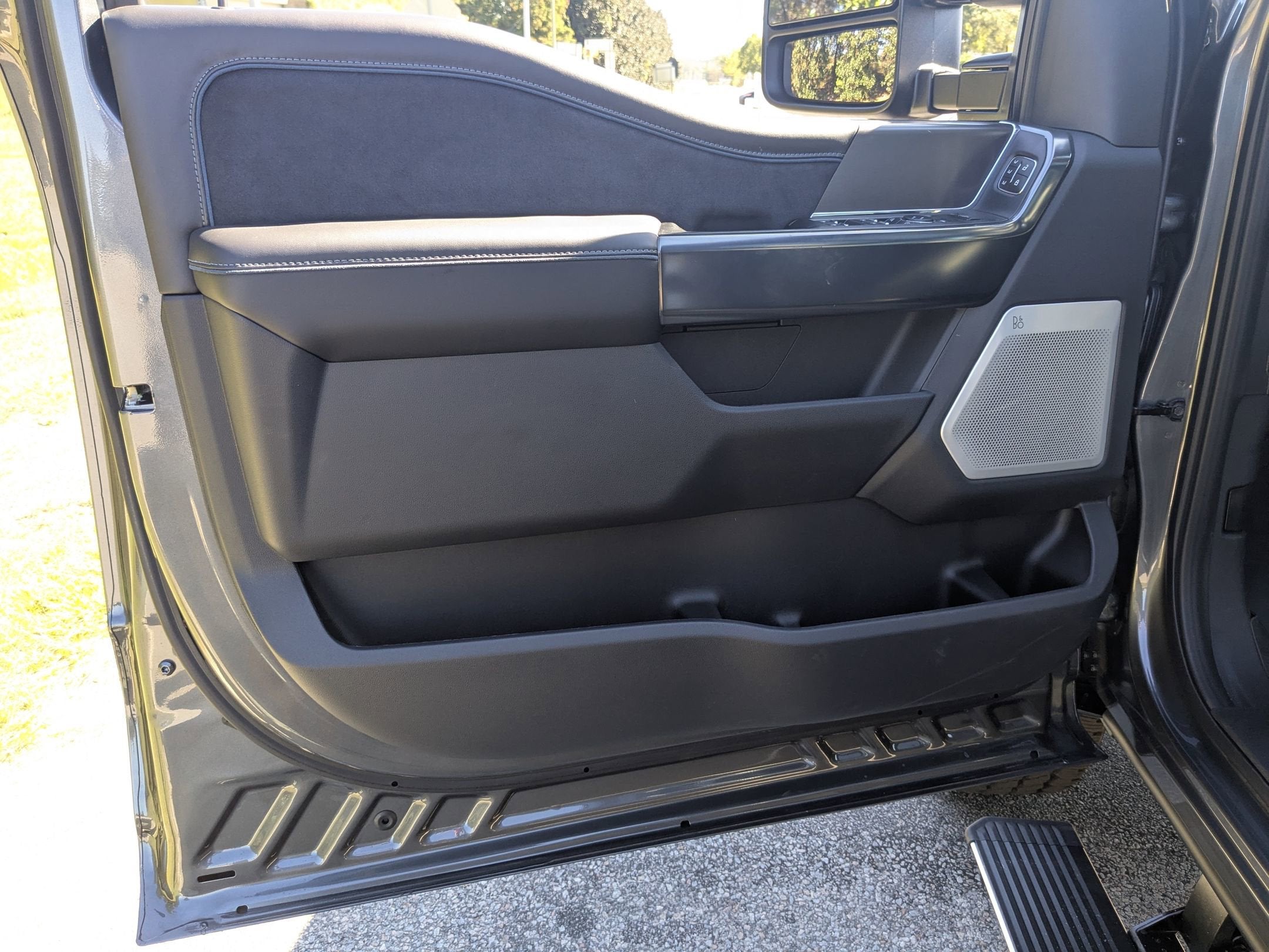 2026 Ford Super Duty F-350 SRW F-350® Platinum®