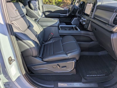 2025 Ford Super Duty F-350 SRW Platinum