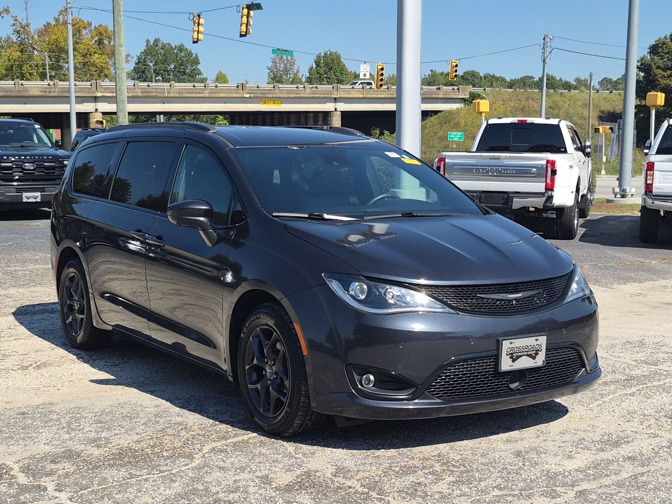 2020 Chrysler Pacifica Touring L