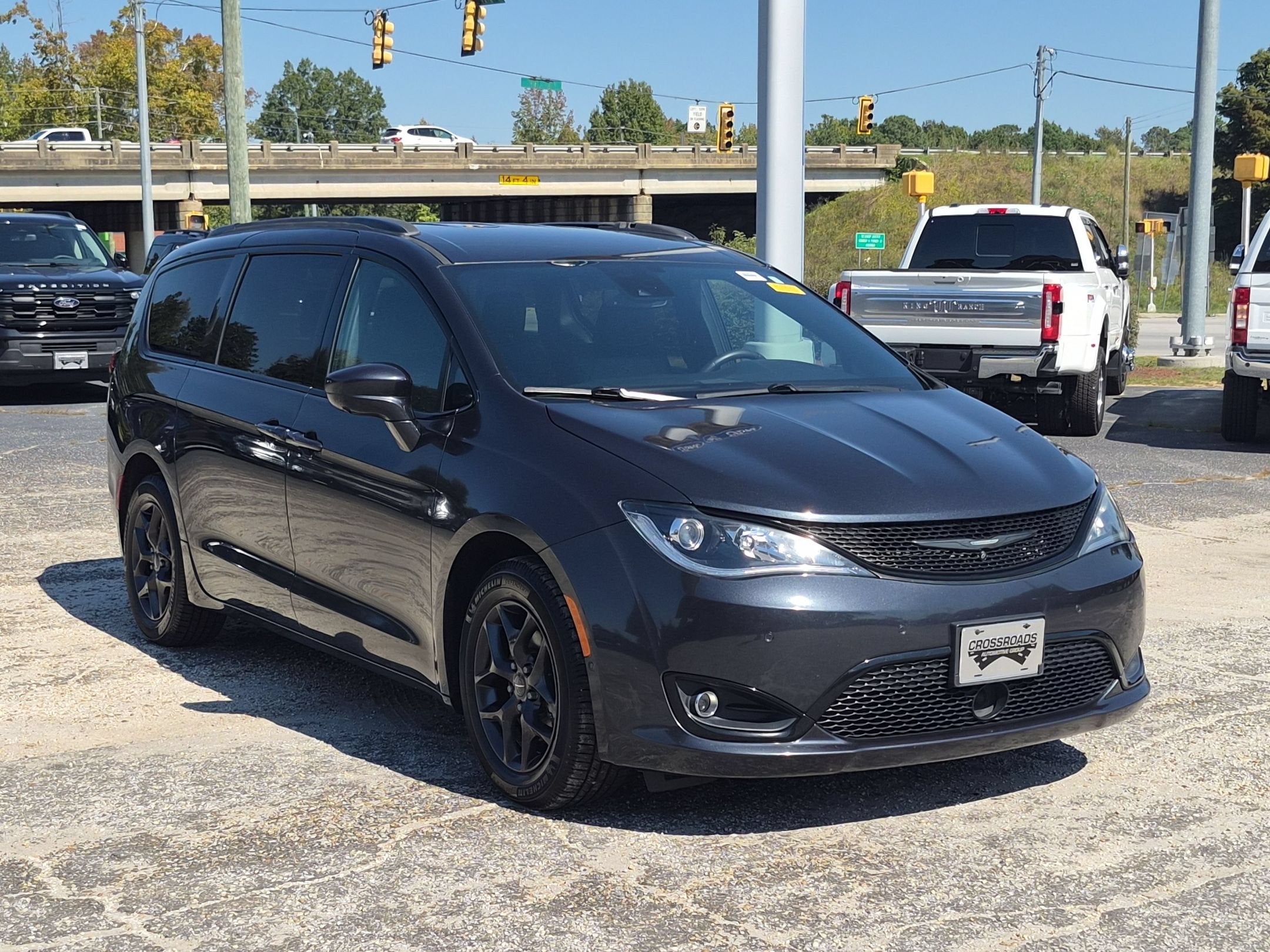 2020 Chrysler Pacifica Touring L