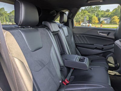 2022 Ford Edge ST