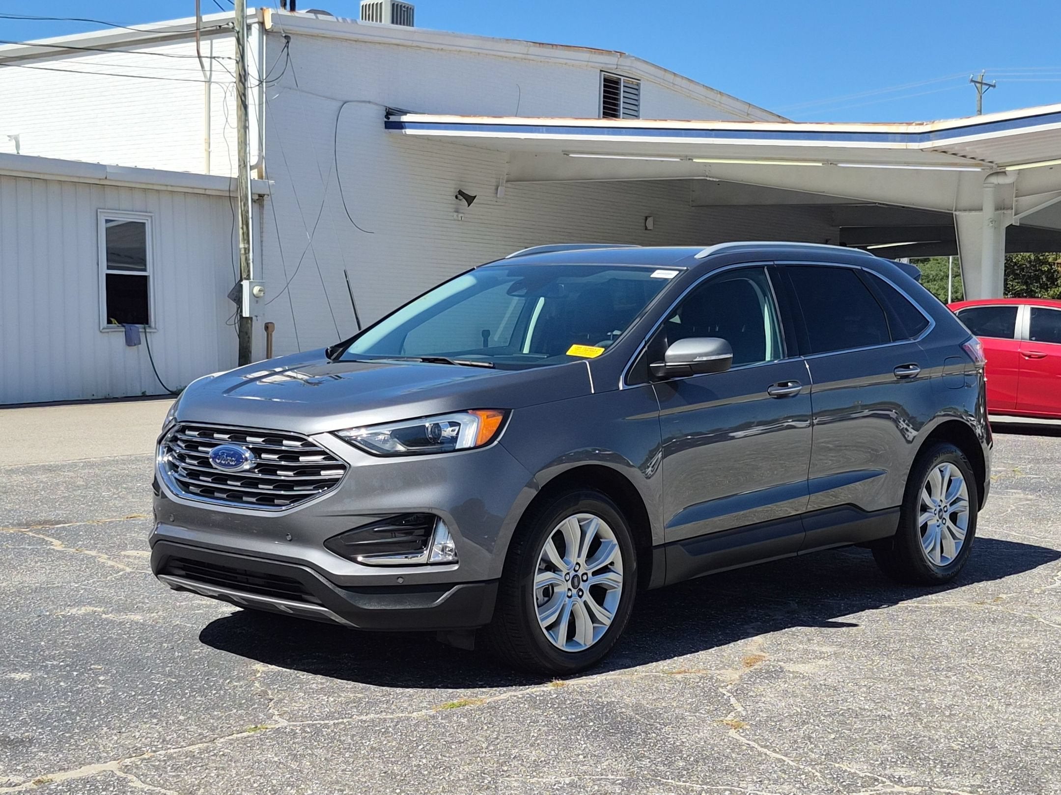 2022 Ford Edge Titanium
