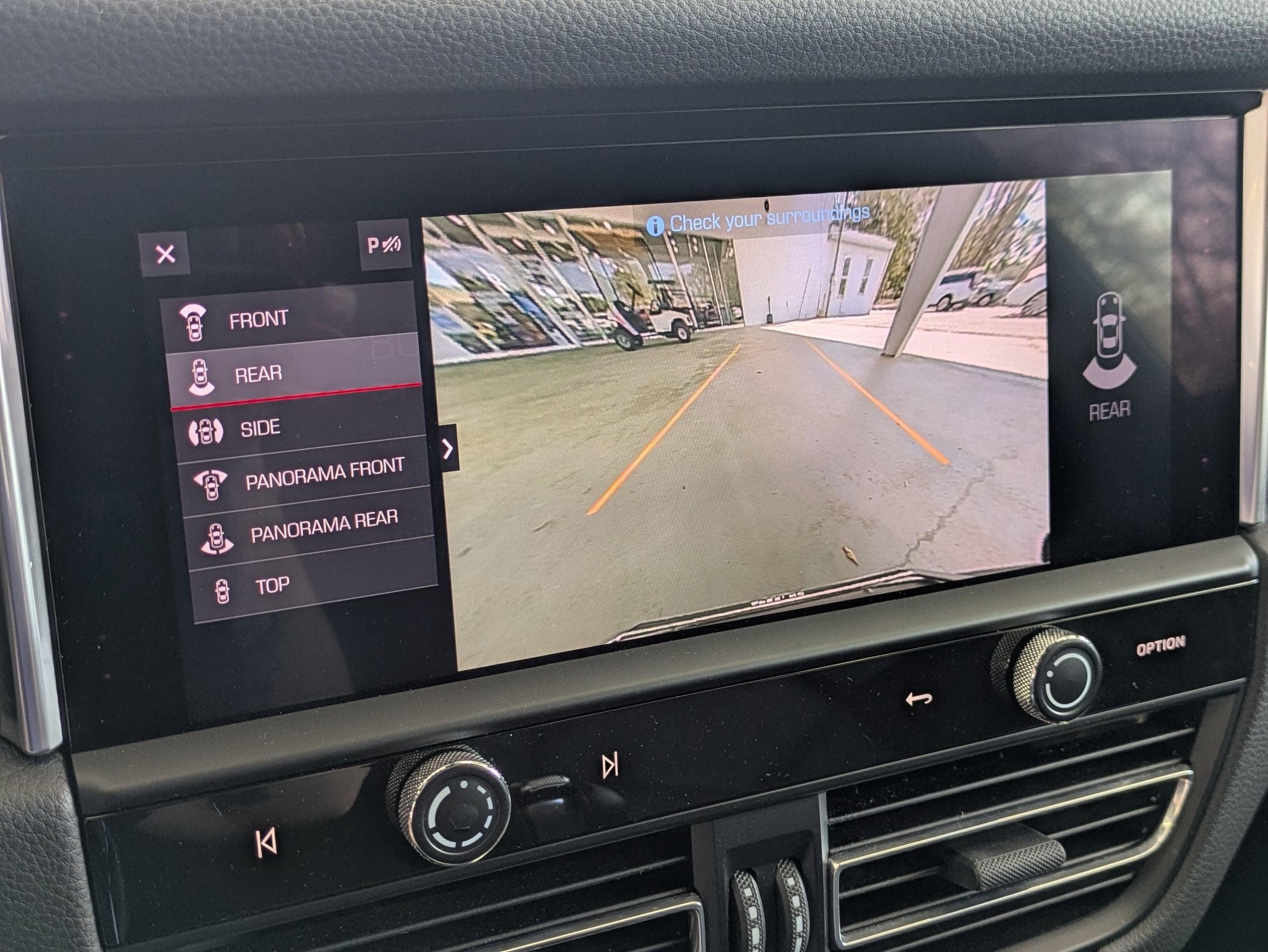 2024 Porsche Macan T