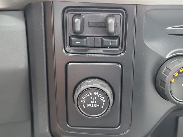 2027 Ford F-250SD XL 2WD REG CAB