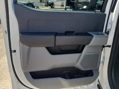 2027 Ford F-550SD XL CREW CAB DRW