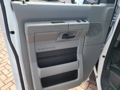 2025 Ford E-350SD Base Cutaway