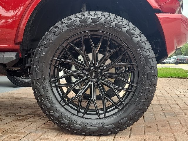 2026 Ford Bronco Outer Banks LIFTED WHEELS & TIRES