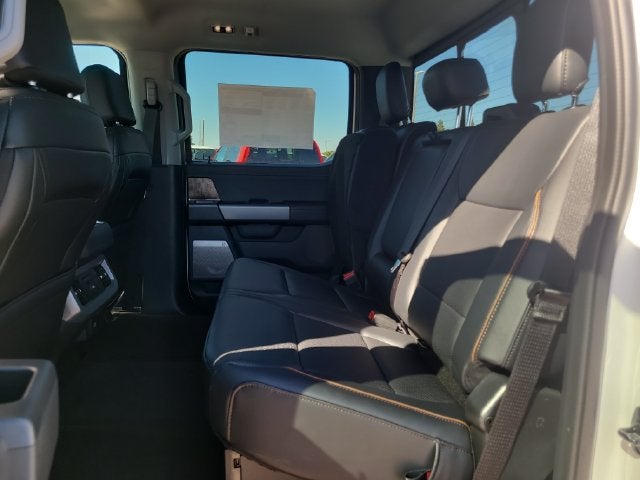 2027 Ford F-250SD Lariat 4WD CREW CAB