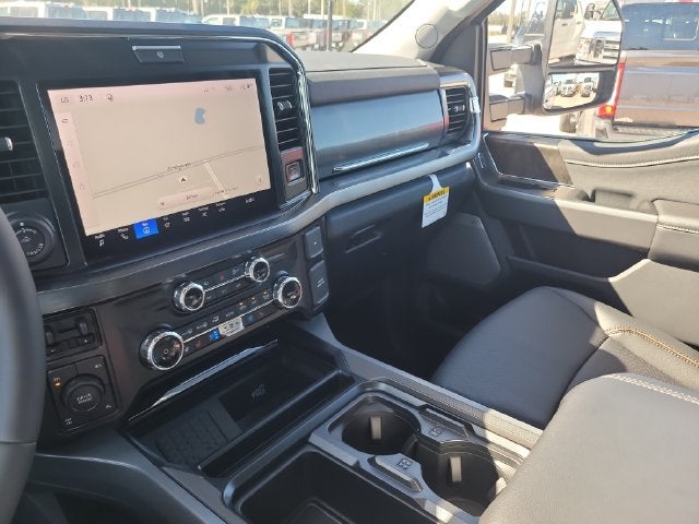 2027 Ford F-250SD Lariat 4WD CREW CAB