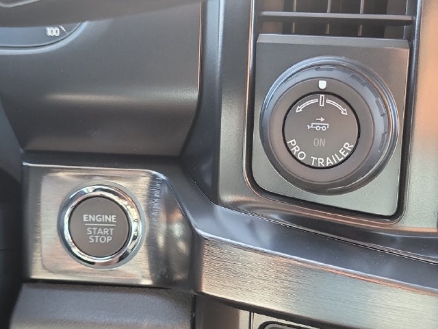2027 Ford F-250SD Lariat 4WD CREW CAB