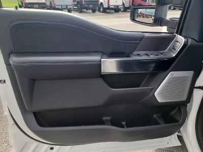 2027 Ford F-250SD Platinum 4WD CREW CAB