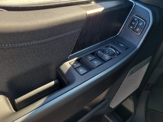 2027 Ford F-250SD Lariat 4WD CREW CAB
