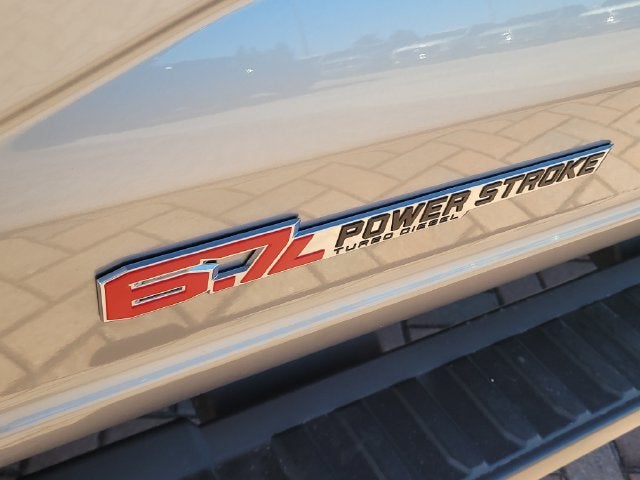 2027 Ford F-250SD Lariat 4WD CREW CAB