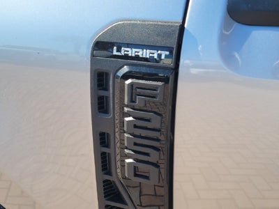 2027 Ford F-250SD Lariat 4WD CREW CAB