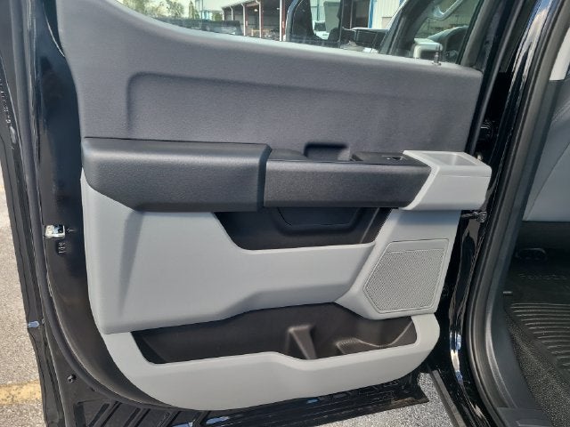 2027 Ford F-350SD XL 4WD CREW CAB