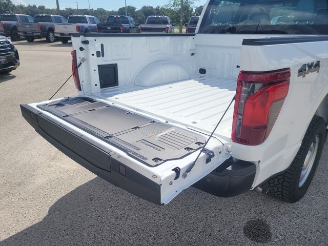 2026 Ford F-150 XL 4WD SUPERCREW