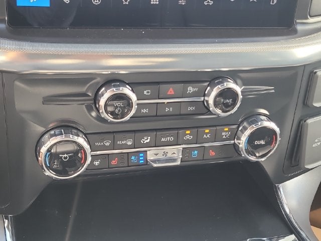 2026 Ford F-150 Lariat 4WD SUPERCREW