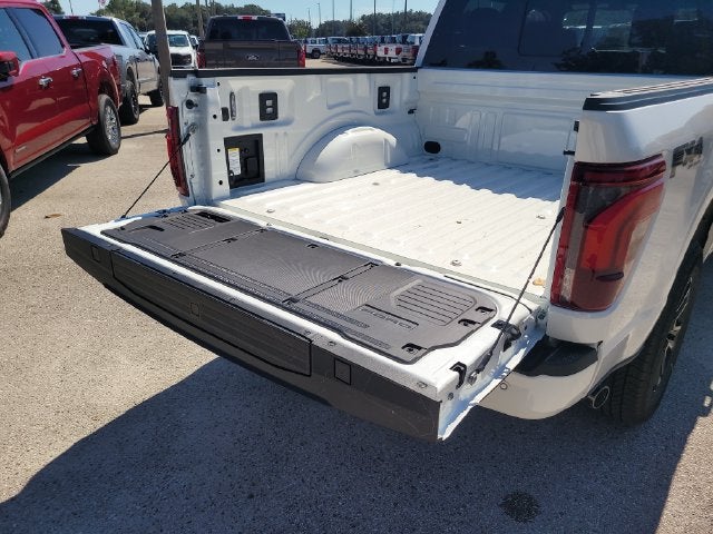 2026 Ford F-150 Platinum 4WD SUPERCREW